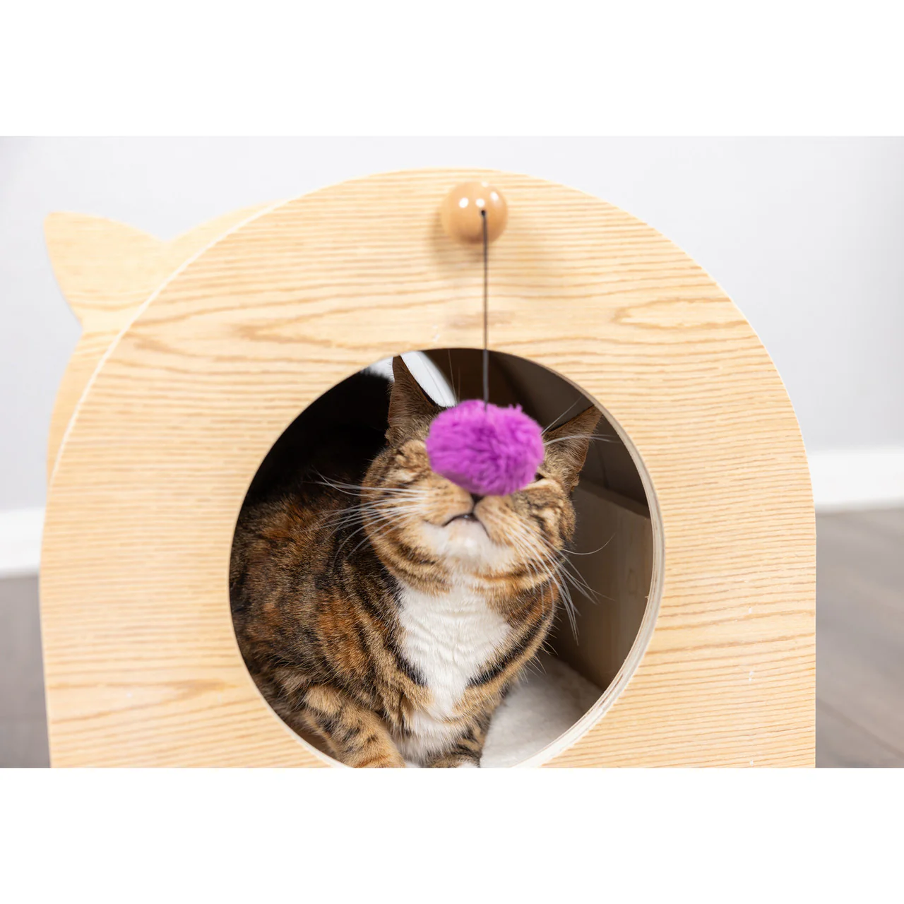 Armarkat Wood Cat Hideaway - Image 3