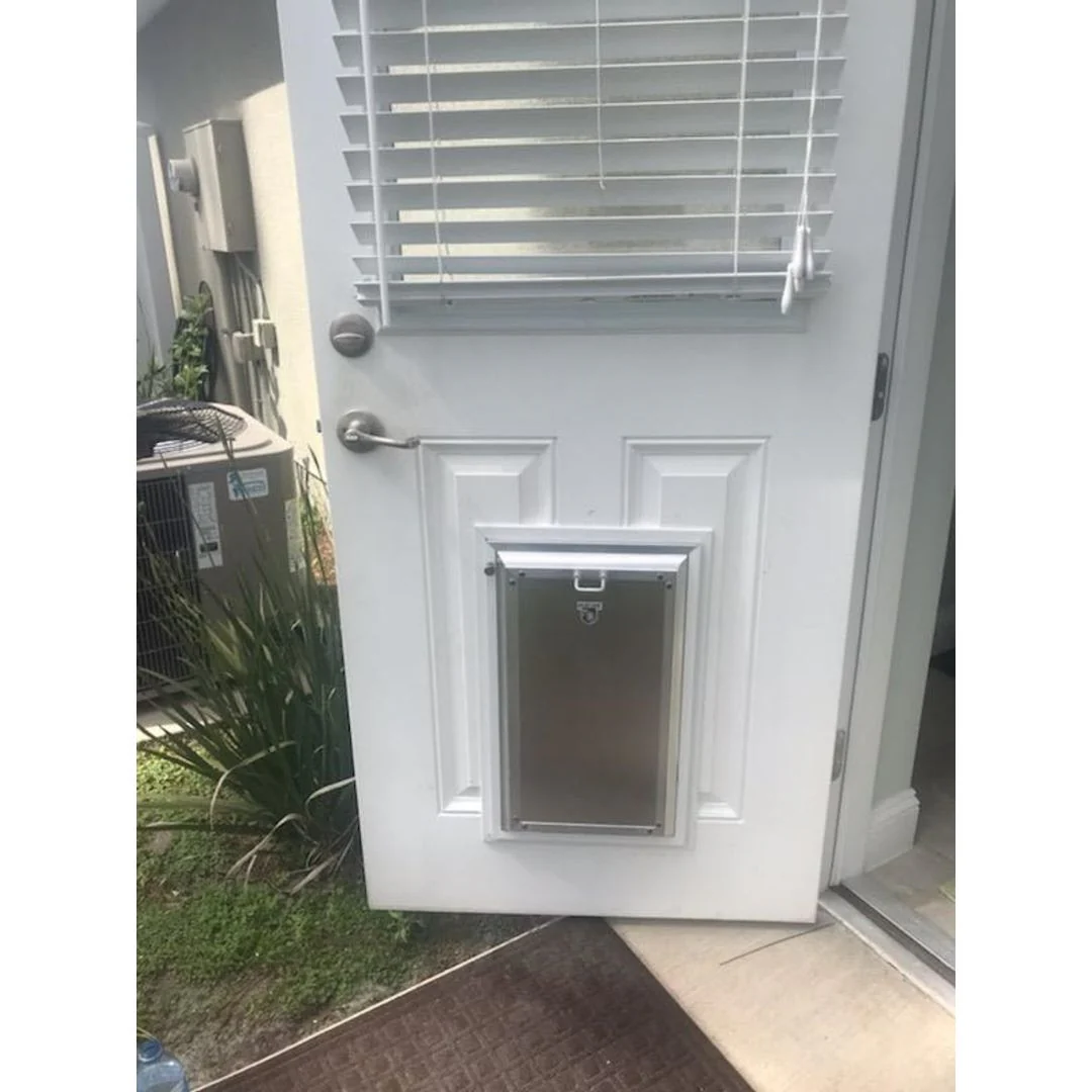 Security Boss MaxSeal PRO Pet Door for Doors - Image 3