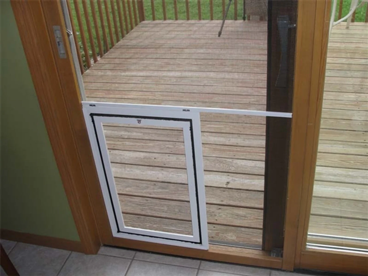 Security Boss Screen Pet Door for Sliding Screens - Image 4