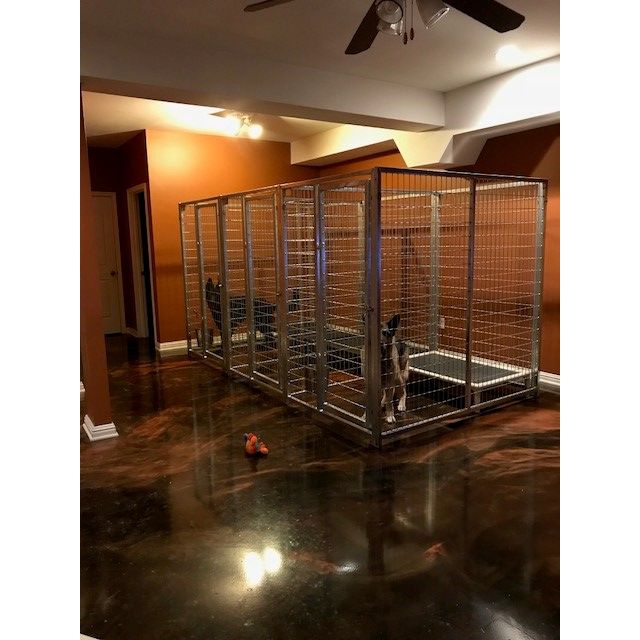 TK Products Complete 4’W Kennel w/8-3” Stainless steel bolt assemblies - Image 9