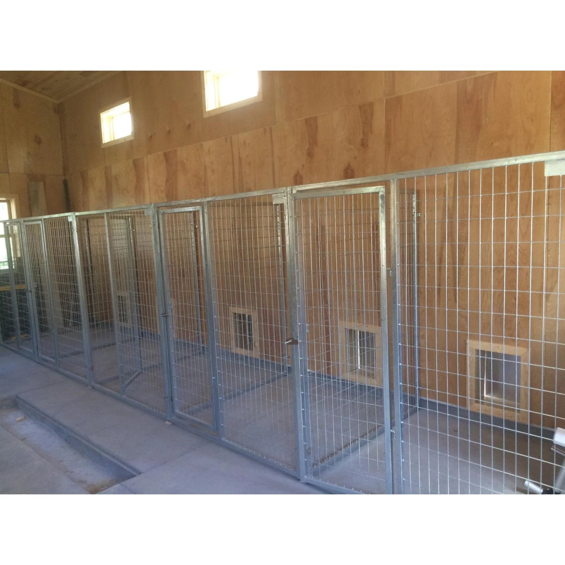 TK Products Complete 5'W Kennel w/8-3” Stainless Steel Bolt Assemblies - Image 9
